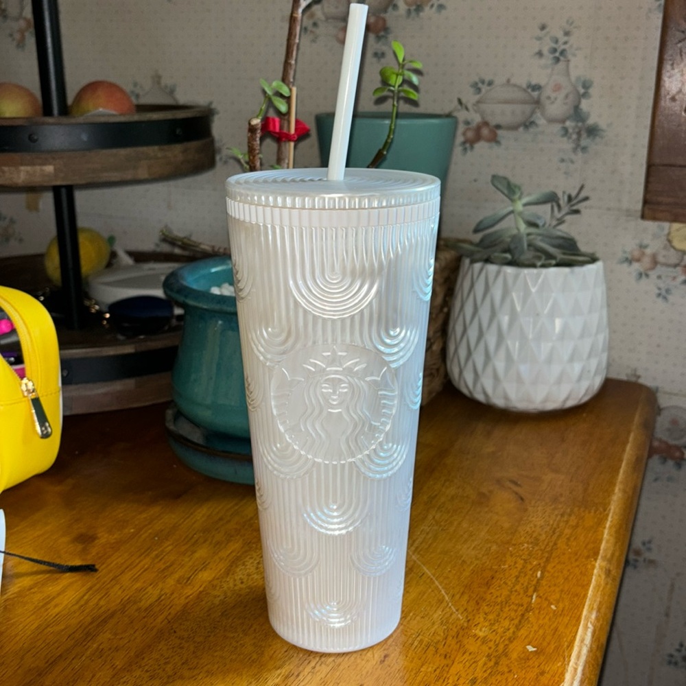 EUC Starbucks 2022 Venti tumbler